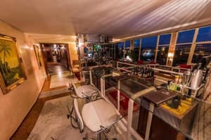 thumbnail: Bar (on property)