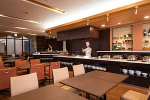 thumbnail: Restaurant