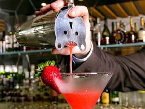 thumbnail: Bar (on property)