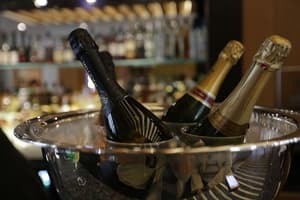 thumbnail: Bar (on property)