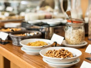 thumbnail: Breakfast area