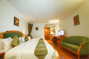 thumbnail: Room