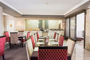 thumbnail: Restaurant