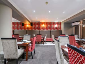 thumbnail: Restaurant