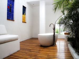 thumbnail: Bathroom