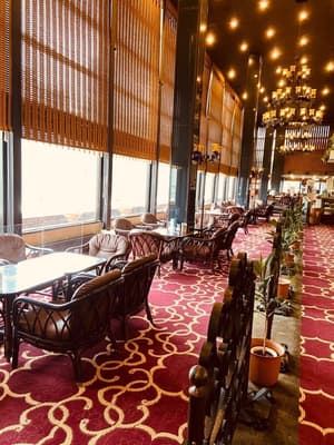 thumbnail: Lounge