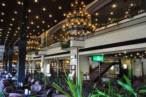 thumbnail: Lobby lounge