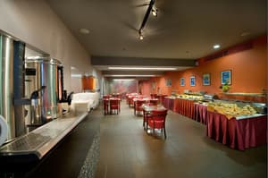 thumbnail: Breakfast area