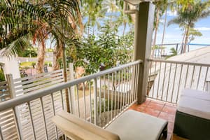 thumbnail: Balcony view