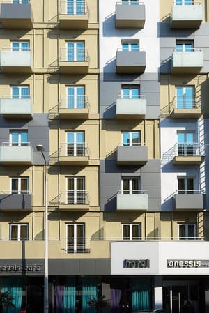thumbnail: Exterior
