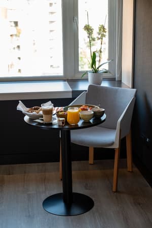 thumbnail: In-room dining