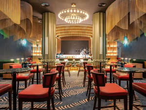 thumbnail: Bar (on property)
