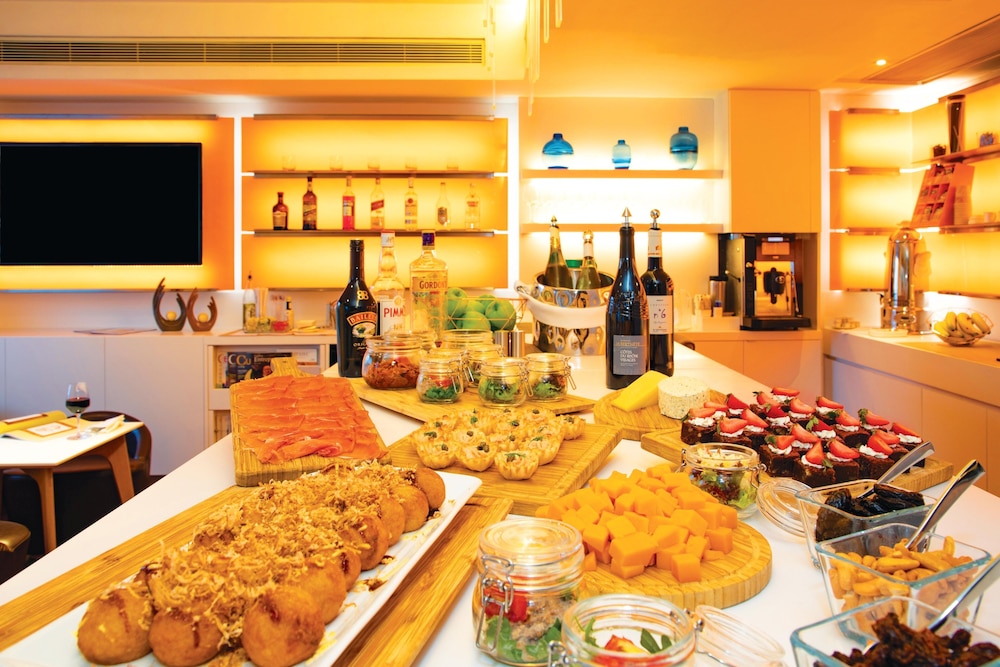 Executive lounge