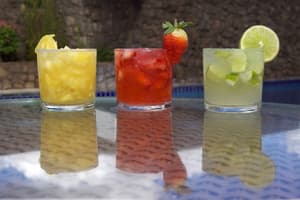 thumbnail: Bar (on property)