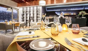 thumbnail: Restaurant