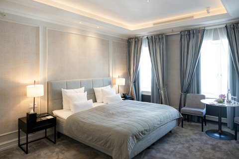 Deluxe Guest Room