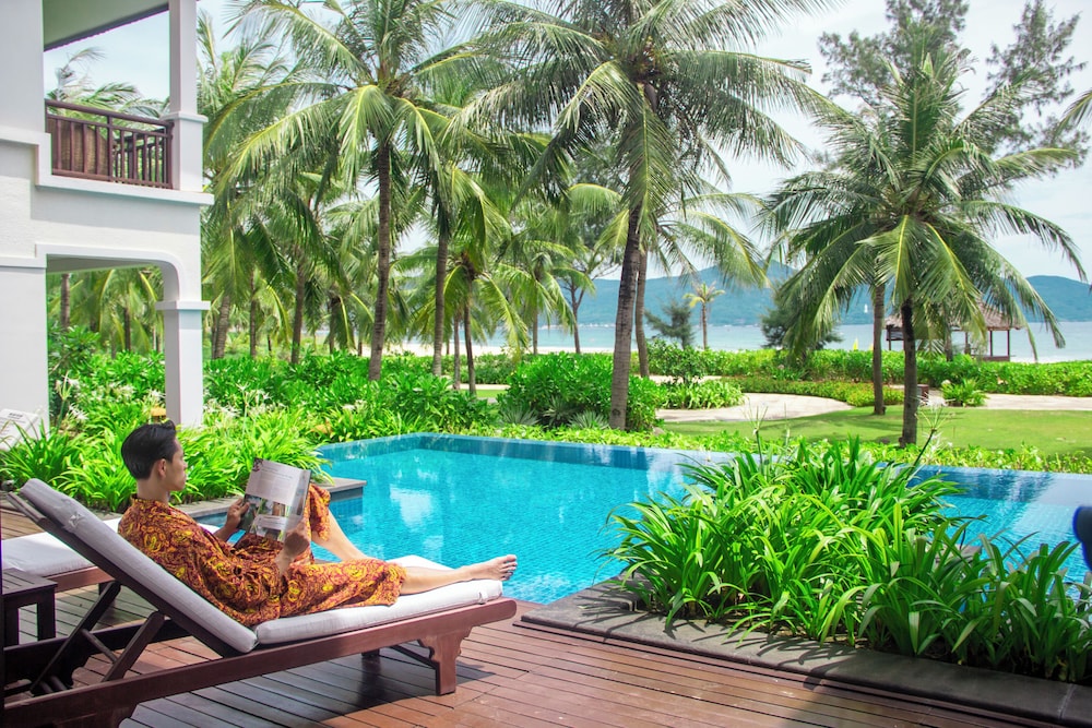 Private pool