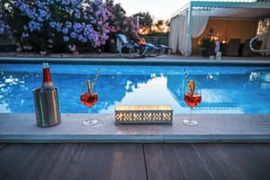 thumbnail: Pool