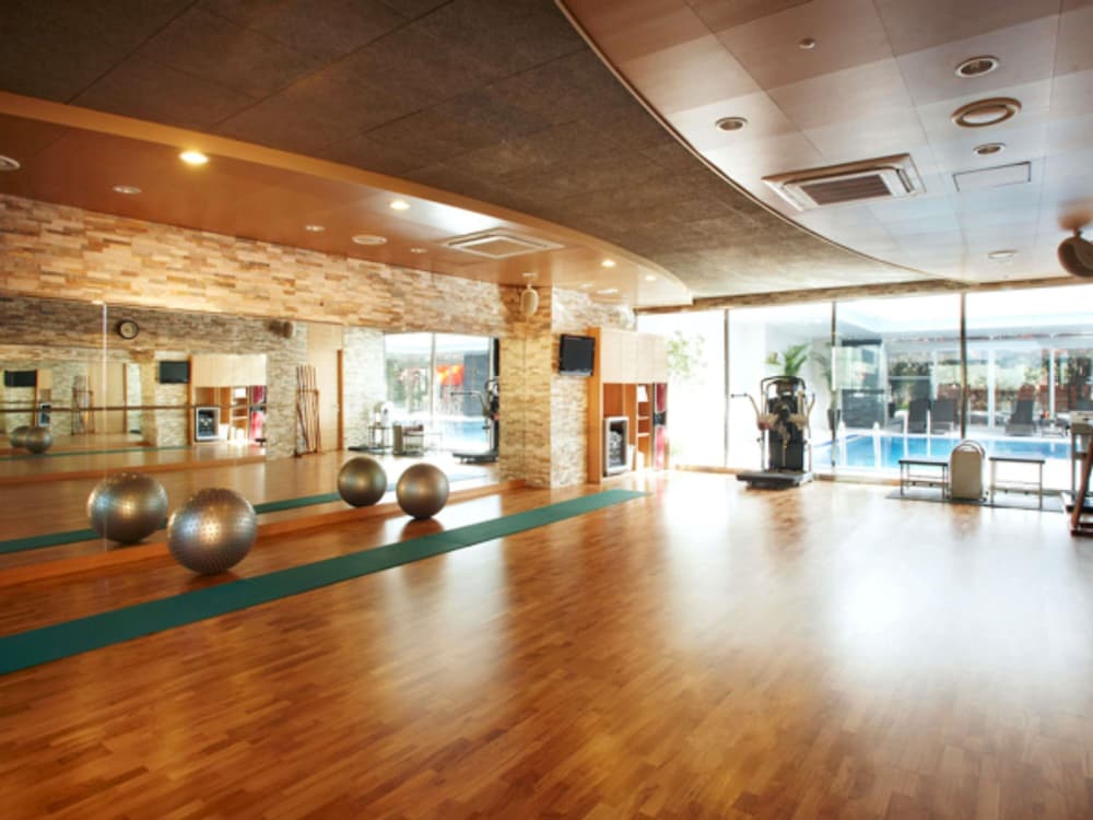 Sports facility