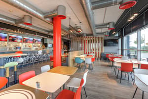 thumbnail: Restaurant