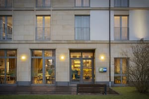 thumbnail: Front of property