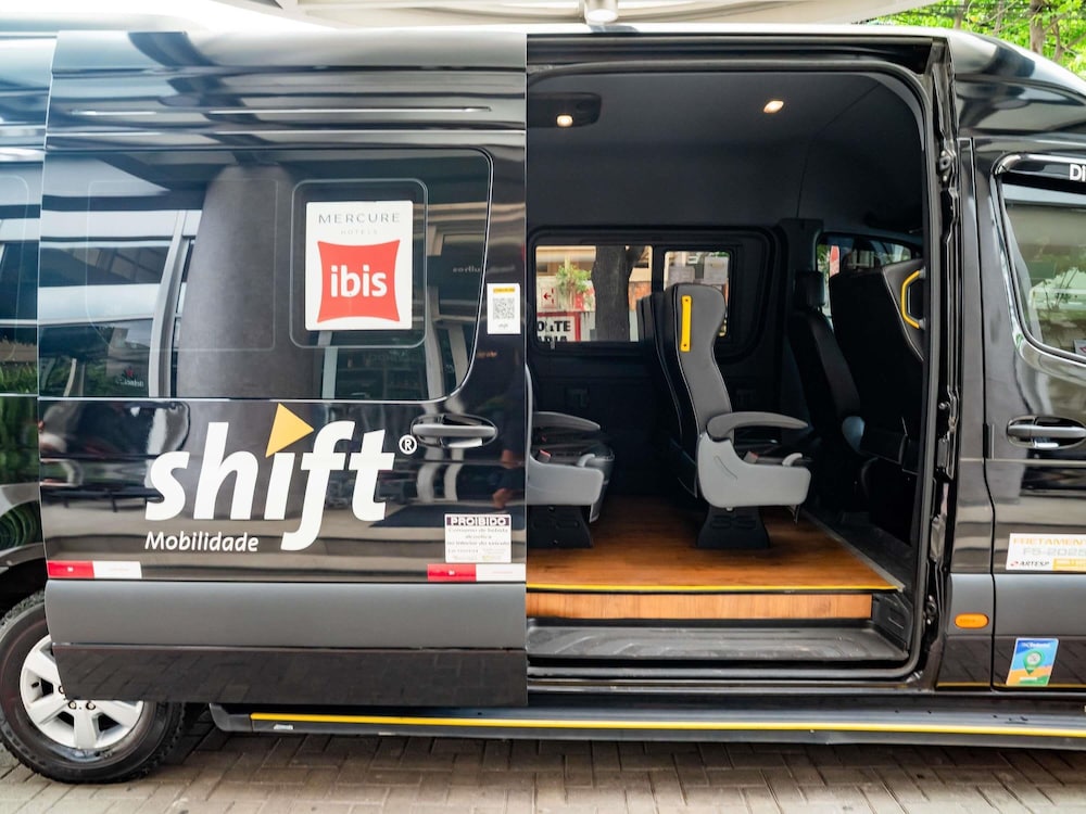Airport shuttle