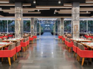 thumbnail: Restaurant