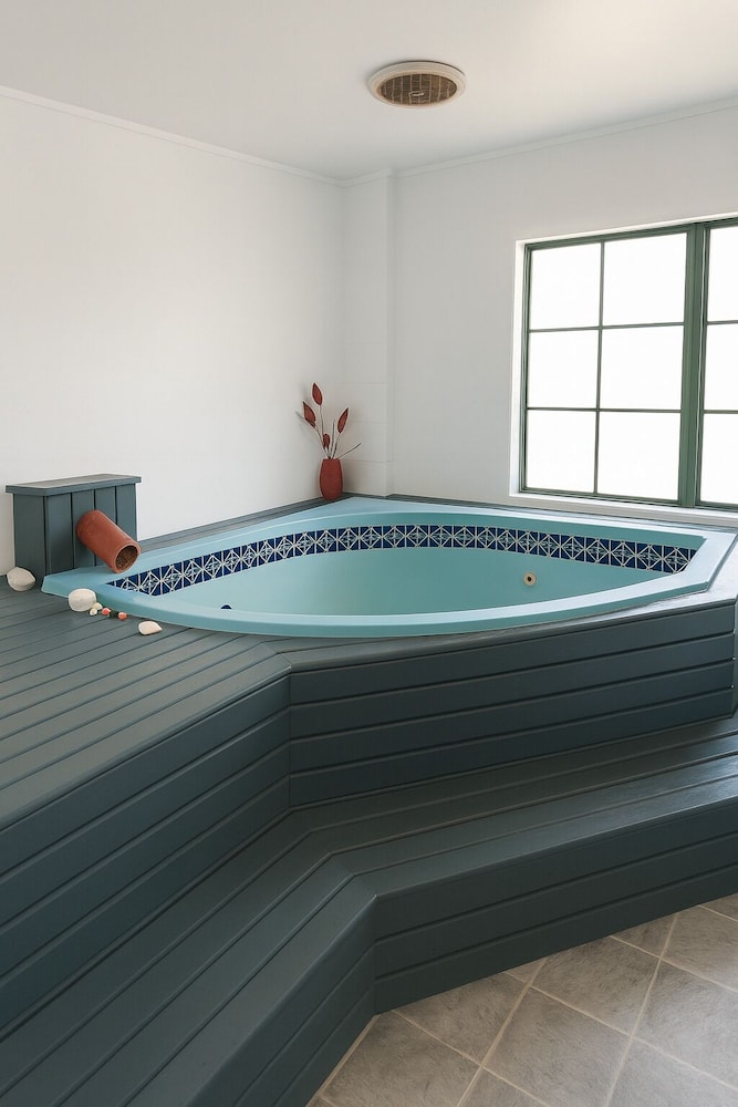 Private spa tub