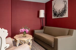 thumbnail: Reception hall