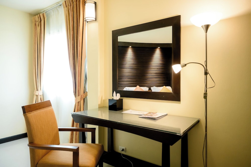 In-room business center