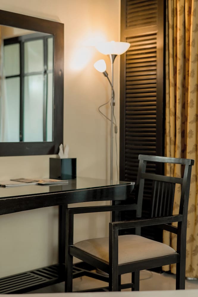 In-room business center
