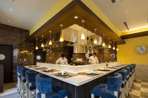 thumbnail: Restaurant