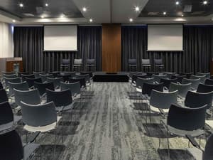 thumbnail: Business center