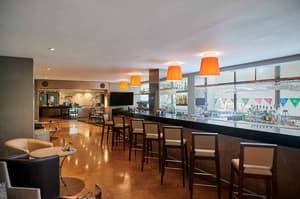 thumbnail: Bar (on property)