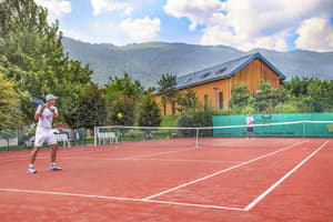 thumbnail: Tennis court