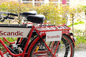 thumbnail: Bicycling