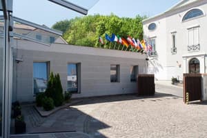 thumbnail: General view