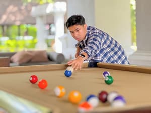 thumbnail: Billiards