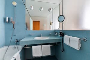 thumbnail: Room amenity