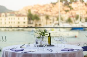 thumbnail: Restaurant