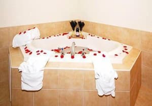 thumbnail: Jetted tub
