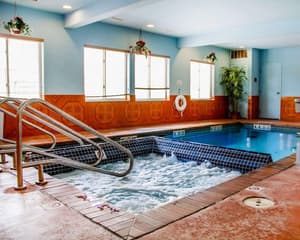 thumbnail: Pool