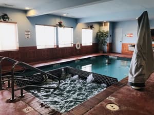 thumbnail: Indoor spa tub