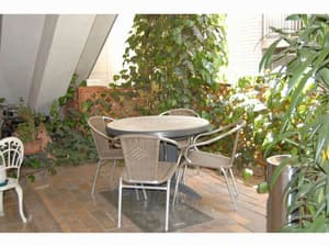 thumbnail: Courtyard