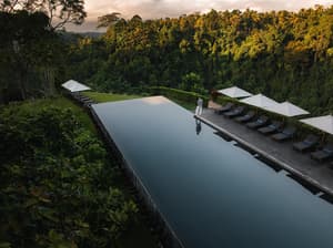 thumbnail: Pool