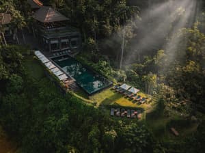 thumbnail: Pool