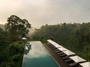 thumbnail: Pool