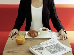 thumbnail: Breakfast area