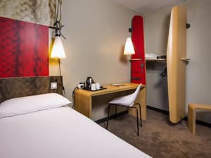 thumbnail: Room