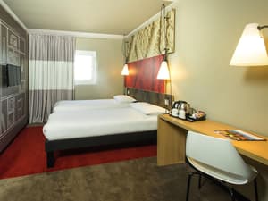 thumbnail: Room